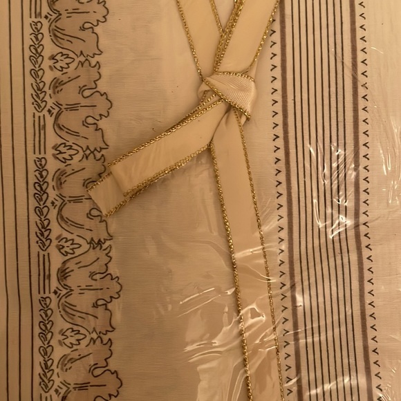 Wamsutta sheet set new in packages. Full fitted, flat and 2 standard pillowcases - Picture 6 of 10